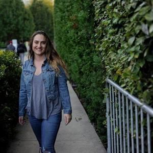 Meet your Posher, Mikala